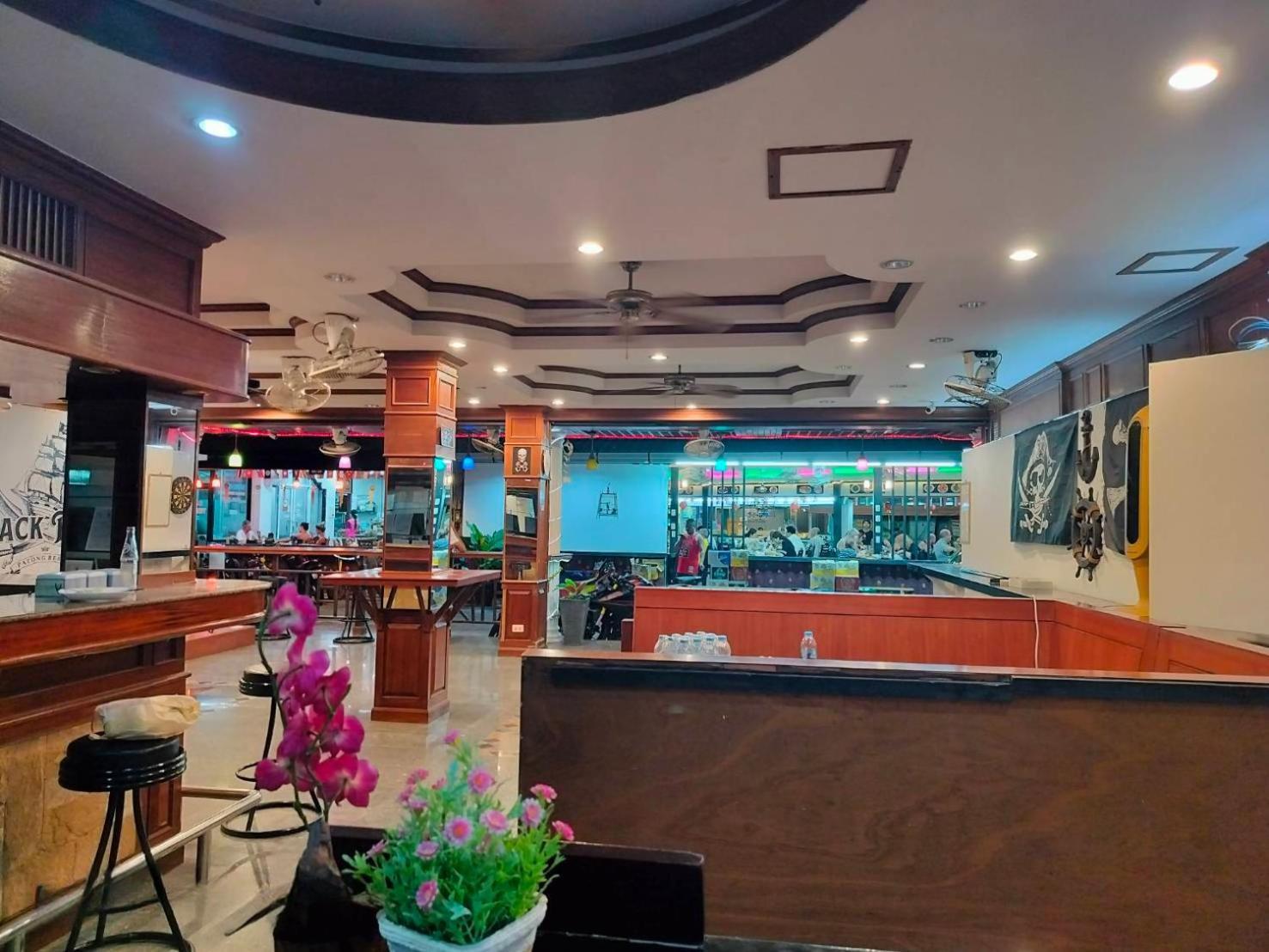 Hack Patong Beach Hotel Ngoại thất bức ảnh