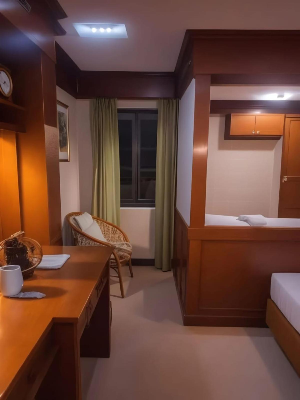 Hack Patong Beach Hotel Phòng bức ảnh