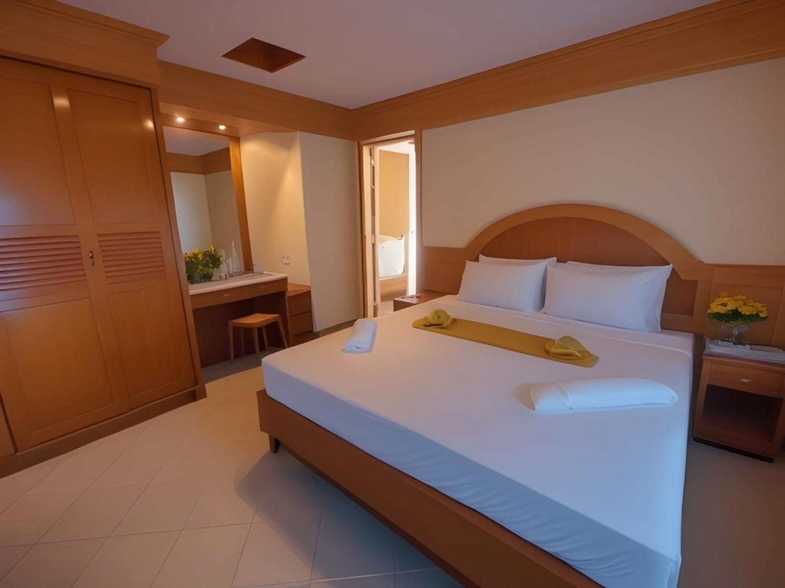 Hack Patong Beach Hotel Ngoại thất bức ảnh